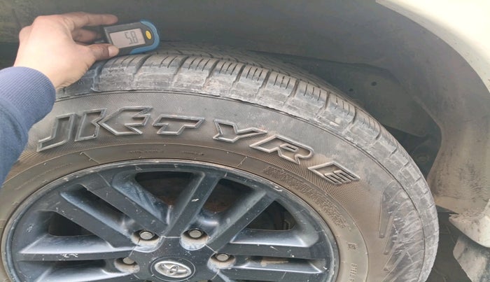 2016 Toyota Fortuner 3.0 4X2 MT, Diesel, Manual, 3,22,218 km, tyre