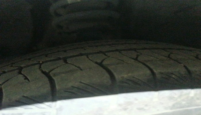 2015 BMW X1 SDRIVE20D M SPORT, Diesel, Automatic, 1,44,333 km, tyre