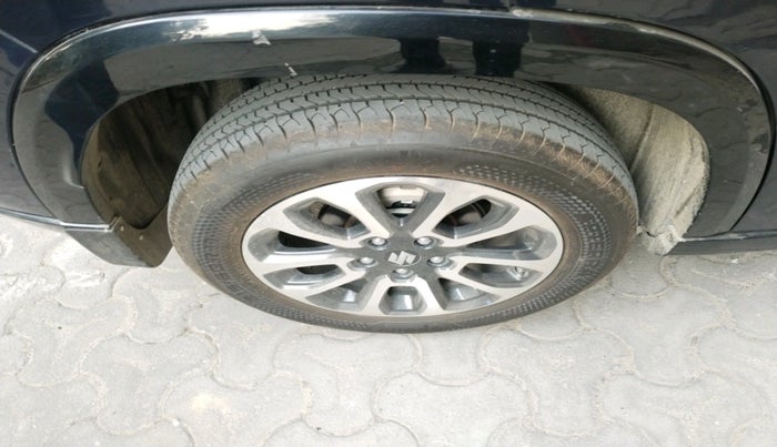 2025 Maruti Grand Vitara ALPHA PLUS HYBRID ECVT, Hybrid, Automatic, 6,871 km, tyre