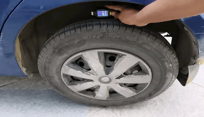 2013 Maruti Swift VDI, Diesel, Manual, 1,84,767 km, tyre