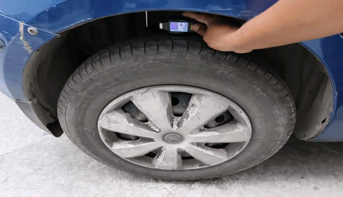 2013 Maruti Swift VDI, Diesel, Manual, 1,84,767 km, tyre