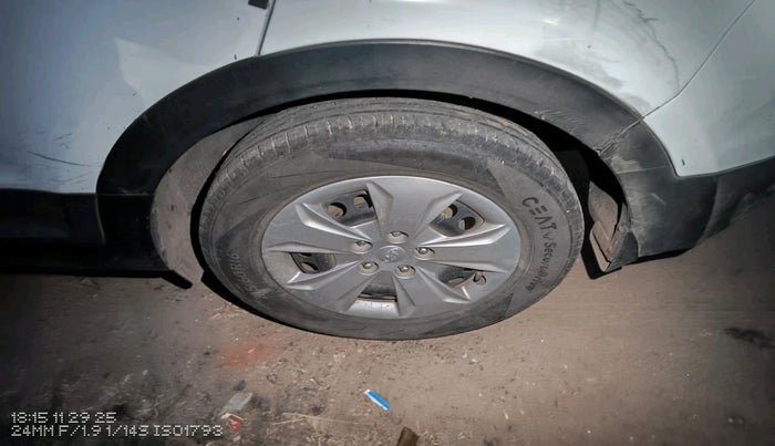 2018 Hyundai Creta E PLUS 1.4 DIESEL, Diesel, Manual, 1,67,541 km, tyre