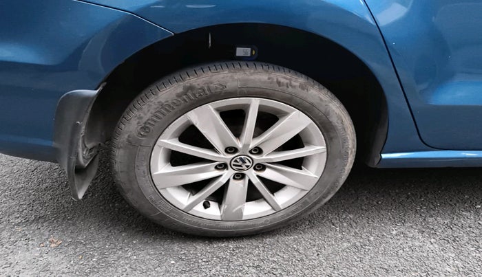 2016 Volkswagen Ameo HIGHLINE1.2L, Petrol, Manual, 64,731 km, tyre