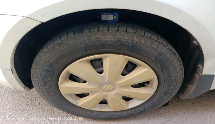 2011 Maruti Swift Dzire VDI, Diesel, Manual, 3,77,059 km, tyre