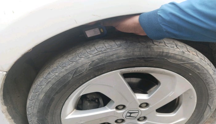 2016 Honda City 1.5L I-VTEC V MT, Petrol, Manual, 1,31,521 km, tyre