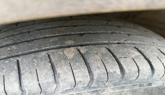 2020 Hyundai VENUE SX (O) 1.5 CRDI, Diesel, Manual, 91,269 km, tyre