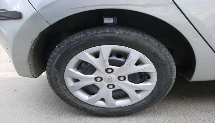 2015 Hyundai Grand i10 MAGNA 1.2 KAPPA VTVT, Petrol, Manual, 42,514 km, tyre