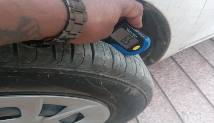 2018 Maruti IGNIS DELTA 1.2 AMT, Petrol, Automatic, 32,517 km, tyre