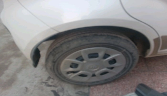 2018 Maruti IGNIS DELTA 1.2 AMT, Petrol, Automatic, 32,517 km, tyre