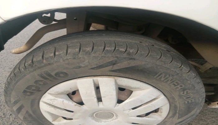 2015 Maruti Alto 800 VXI, Petrol, Manual, 66,736 km, tyre