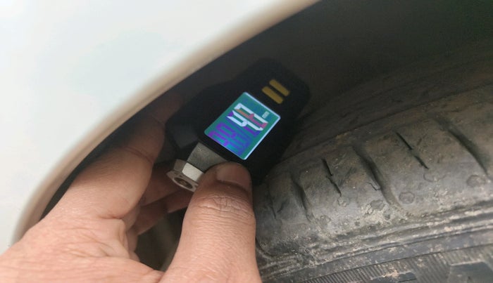 2020 Hyundai AURA SX PLUS 1.2 AMT, Petrol, Automatic, 30,366 km, tyre