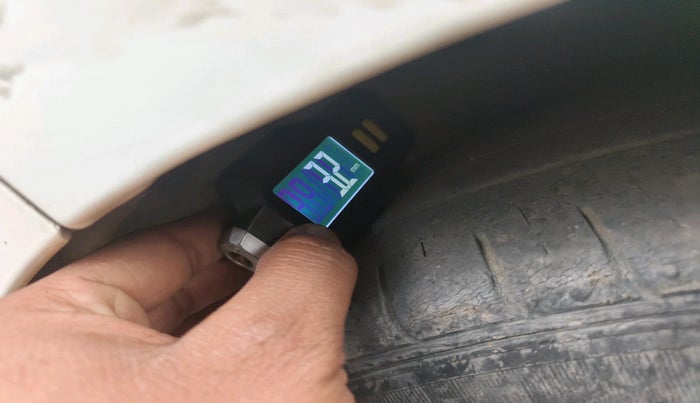 2020 Hyundai AURA SX PLUS 1.2 AMT, Petrol, Automatic, 30,366 km, tyre