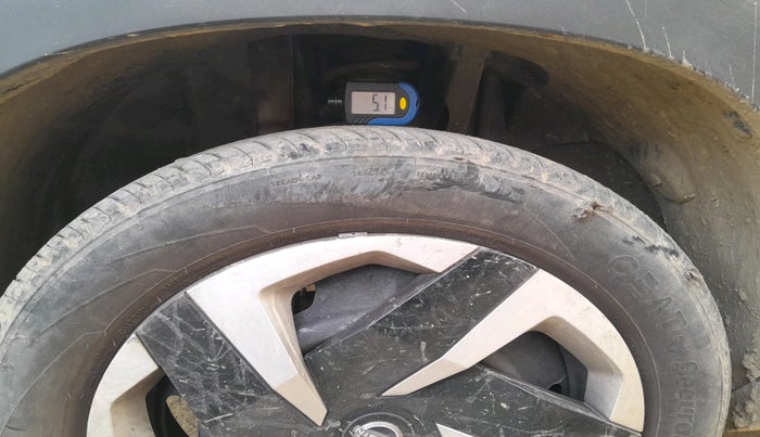 2021 Nissan MAGNITE XL, Petrol, Manual, 19,267 km, tyre