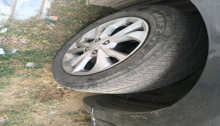 2019 Honda Amaze 1.2L I-VTEC VX, Petrol, Manual, 51,233 km, tyre