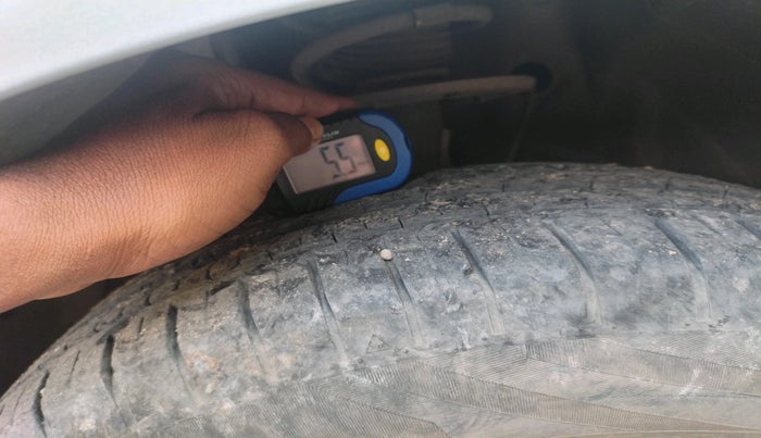 2022 Maruti Baleno DELTA PETROL 1.2, Petrol, Manual, 33,914 km, tyre