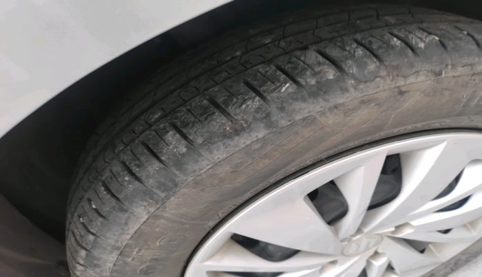 2022 Maruti Baleno DELTA PETROL 1.2, Petrol, Manual, 33,914 km, tyre