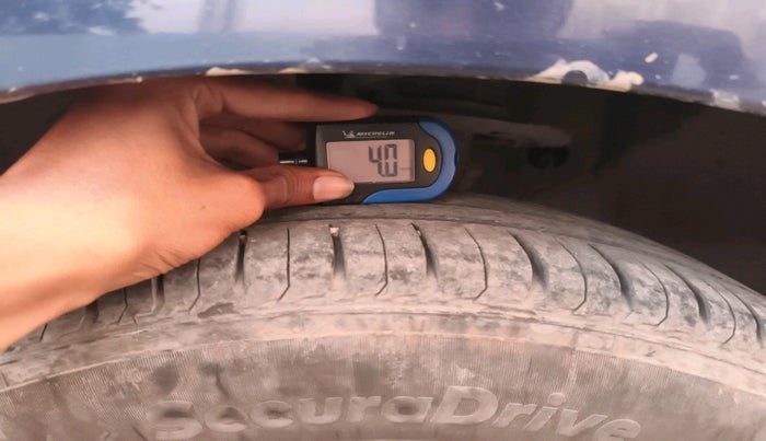 2019 Maruti Swift ZXI PLUS AMT, Petrol, Automatic, 34,385 km, tyre