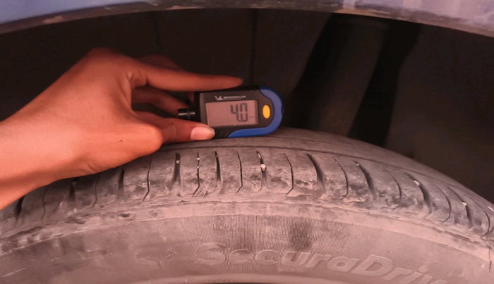 2019 Maruti Swift ZXI PLUS AMT, Petrol, Automatic, 34,385 km, tyre