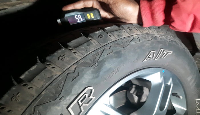 2023 Mahindra Thar LX D HT 2WD MT, Diesel, Manual, 36,608 km, tyre