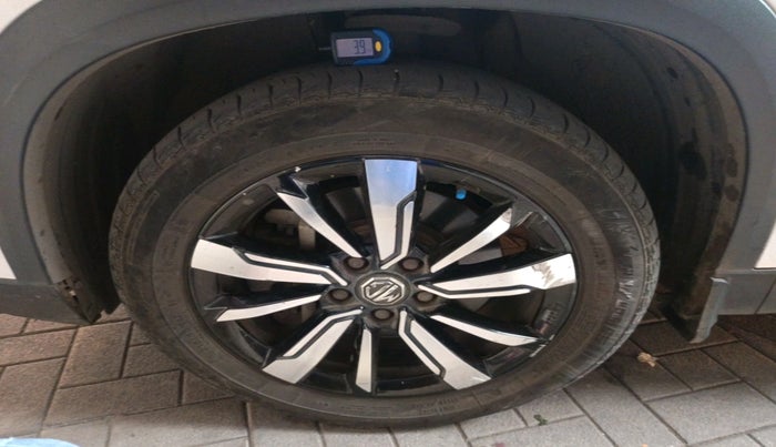 2020 MG HECTOR SHARP 1.5 DCT PETROL, Petrol, Automatic, 46,760 km, tyre