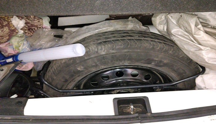 2022 Maruti New Wagon-R VXI CNG 1.0, Petrol, Manual, 29,786 km, tyre