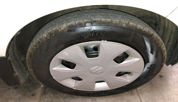 2022 Maruti New Wagon-R VXI CNG 1.0, Petrol, Manual, 29,786 km, tyre