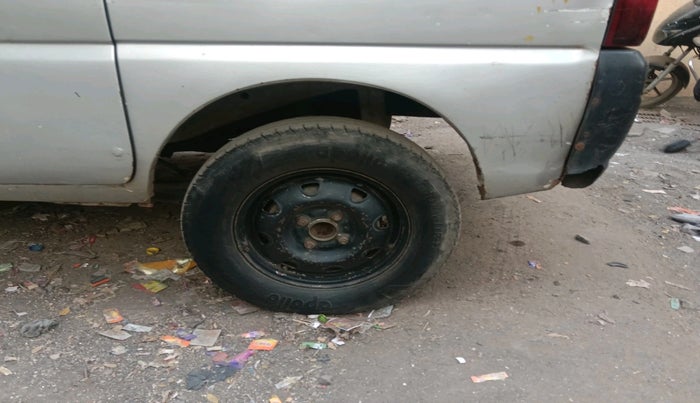 2012 Maruti Eeco 5 STR WITH A/C+HTR, Petrol, Manual, 1,00,000 km, tyre