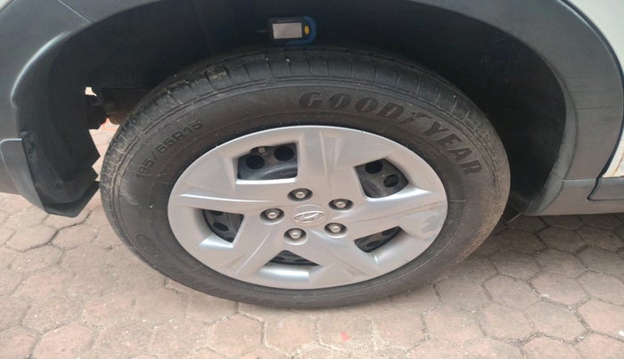 2022 Hyundai VENUE S 1.2, Petrol, Manual, 5,872 km, tyre