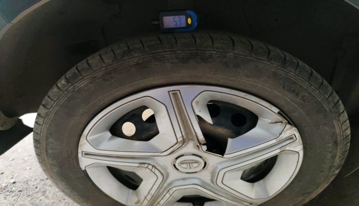 2021 Tata NEXON XM SUNROOF PETROL, Petrol, Manual, 23,000 km, tyre