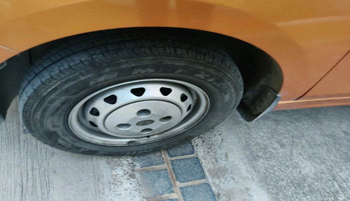 2016 Tata Tiago XM PETROL, Petrol, Manual, 56,888 km, tyre