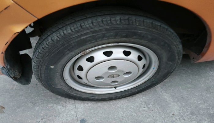 2016 Tata Tiago XM PETROL, Petrol, Manual, 56,888 km, tyre