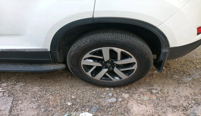 2021 Tata Harrier XZA PLUS 2.0L DUAL TONE, Diesel, Automatic, 95,142 km, tyre