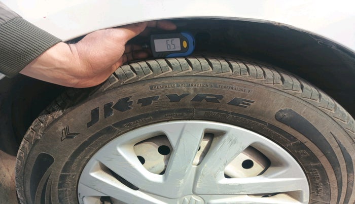 2019 Maruti New Wagon-R LXI CNG 1.0, Petrol, Manual, 1,02,185 km, tyre