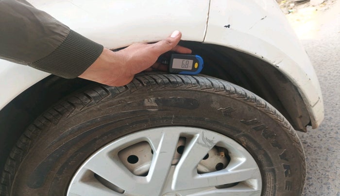 2019 Maruti New Wagon-R LXI CNG 1.0, Petrol, Manual, 1,02,185 km, tyre