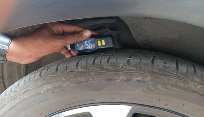 2023 Tata PUNCH CREATIVE  MT, Petrol, Manual, 97,446 km, tyre