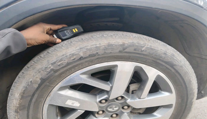 2023 Tata Safari XZ PLUS, Diesel, Manual, 20,468 km, tyre