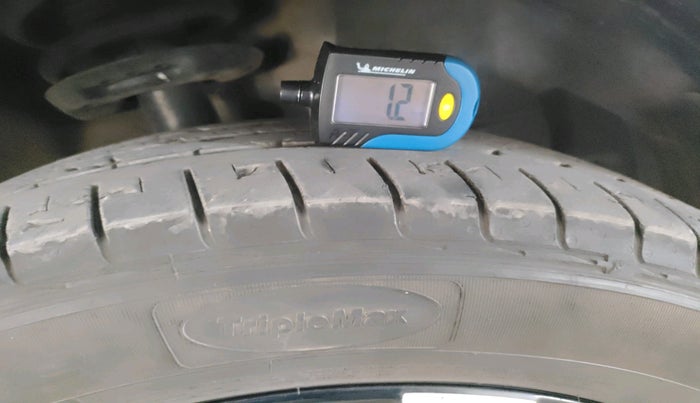 2020 MG HECTOR SHARP HYBRID 1.5 PETROL, Petrol, Manual, 43,131 km, tyre