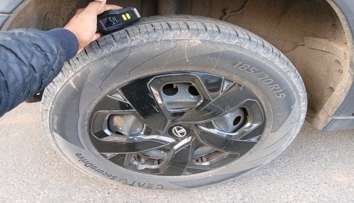 2021 Tata PUNCH ADVENTURE MT, Petrol, Manual, 37,733 km, tyre