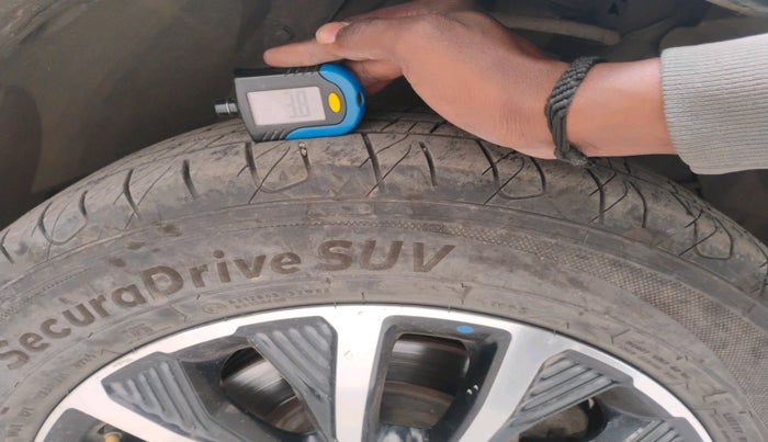 2020 Maruti Vitara Brezza VXI AT SHVS, Petrol, Automatic, 67,250 km, tyre