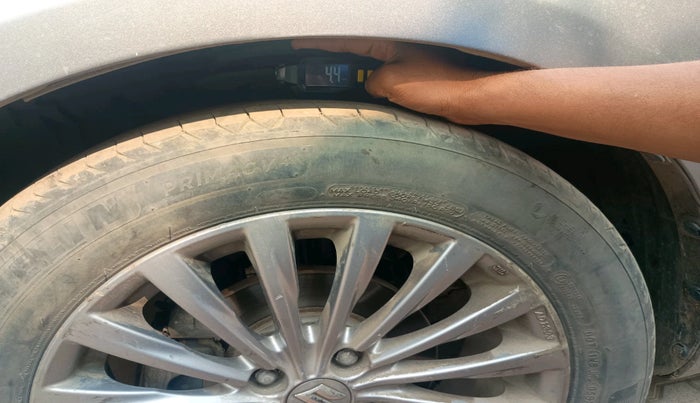 2016 Maruti Ciaz ZDI+ SHVS, Diesel, Manual, 1,01,741 km, tyre