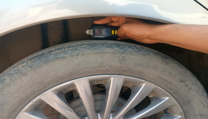 2016 Maruti Ciaz ZDI+ SHVS, Diesel, Manual, 1,01,741 km, tyre