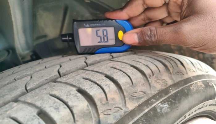 2023 Nissan MAGNITE XE, Petrol, Manual, 4,524 km, tyre