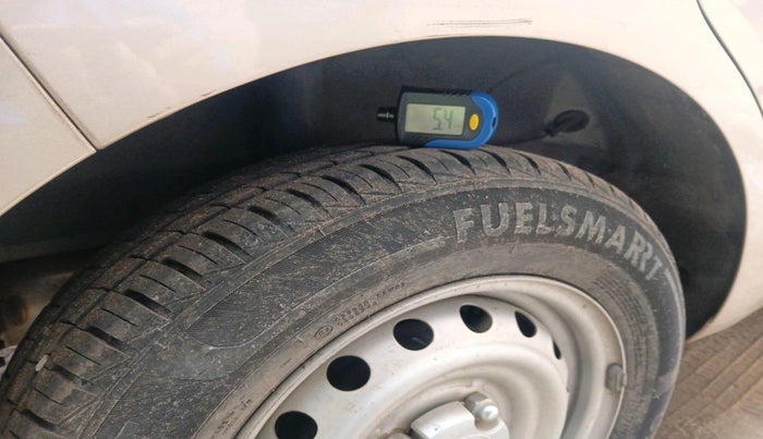 2019 Hyundai NEW SANTRO ERA EXECUTIVE, Petrol, Manual, 16,338 km, tyre