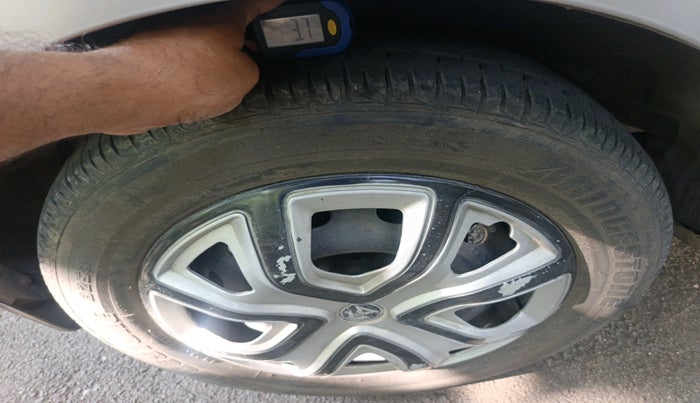 2015 Tata Bolt XMS REVOTRON, Petrol, Manual, 59,187 km, tyre