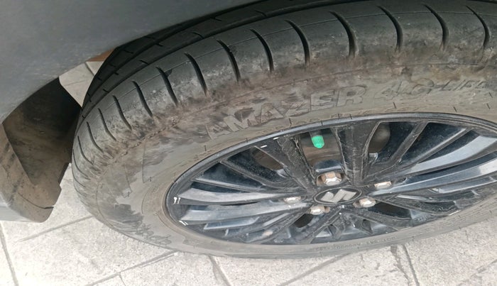 2019 Maruti XL6 ZETA MT, Petrol, Manual, 43,306 km, tyre