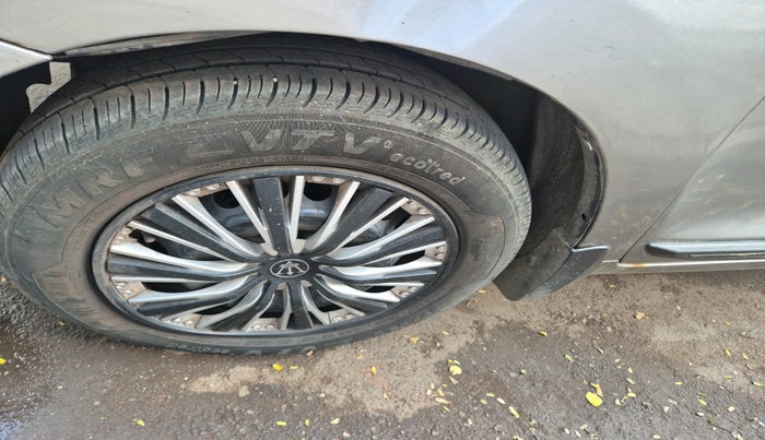 2016 Maruti Baleno DELTA CVT PETROL 1.2, Petrol, Automatic, 78,807 km, tyre