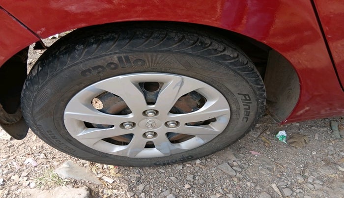 2018 Hyundai Eon SPORTZ, Petrol, Manual, 65,531 km, tyre