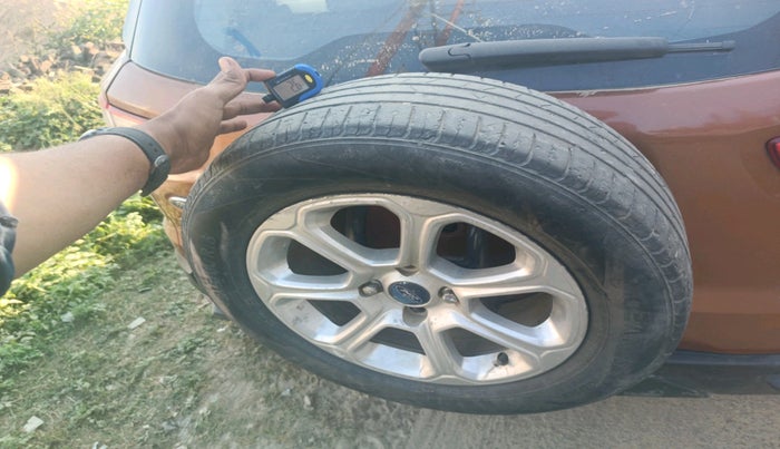 2020 Ford Ecosport TITANIUM 1.5L DIESEL, Diesel, Manual, 61,360 km, tyre