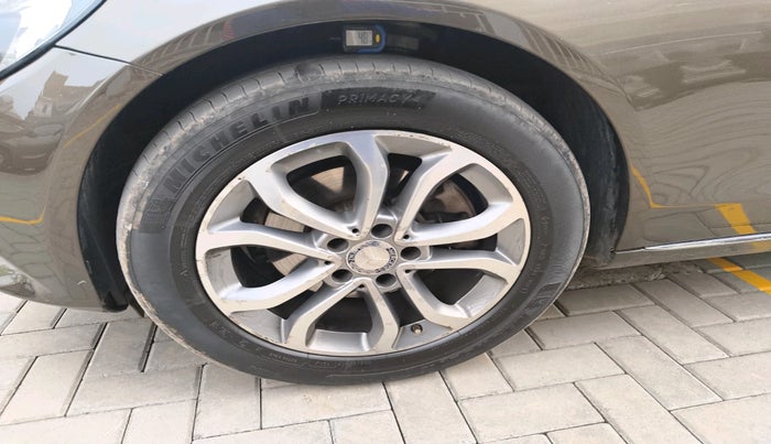 2016 Mercedes Benz C Class C 220 CDI AVANTGARDE, Diesel, Automatic, 59,573 km, tyre