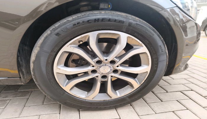 2016 Mercedes Benz C Class C 220 CDI AVANTGARDE, Diesel, Automatic, 59,573 km, tyre